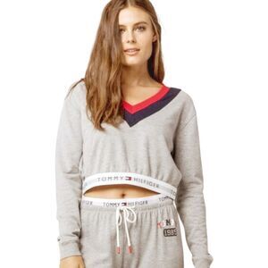 Tommy Hilfiger Cropped hoodie sweatshirt sz L